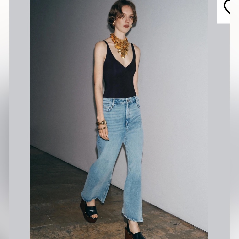 Zara Wide Leg High Rise Jeans | Light Wash Retro 70s Style Denim, size 28
